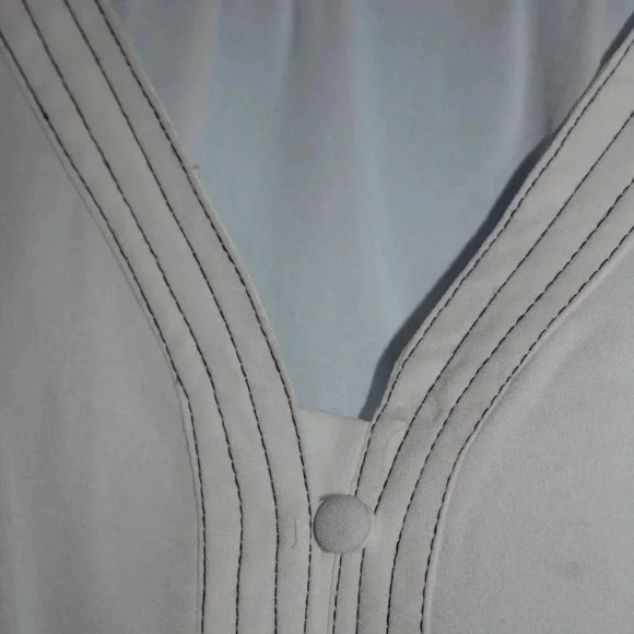 Vince Camuto Sleeveless White Button Up Front Top 2X NWOT - Picture 10 of 16